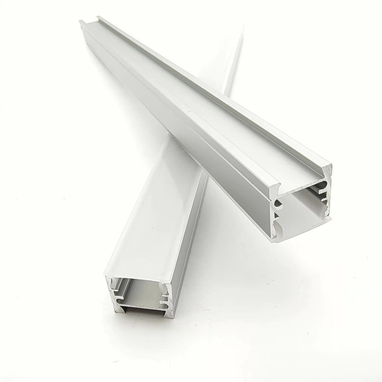 LED aluminijasti profili za LED linearno razsvetljavo z magnetom